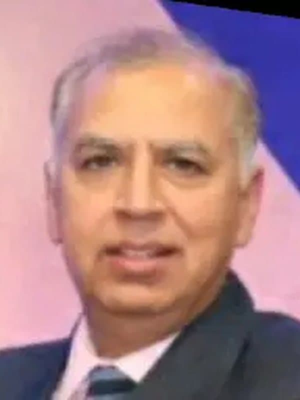 Portrait of Sanjay Rikhy, Strategic Advisor | Former CFO | ESG & Performance Transformation